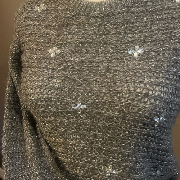 Hollister Jewel Sweater - Picture 11 of 16
